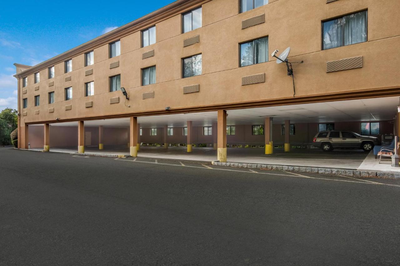 Red Roof Inn Fairfield Фэрфилд Экстерьер фото