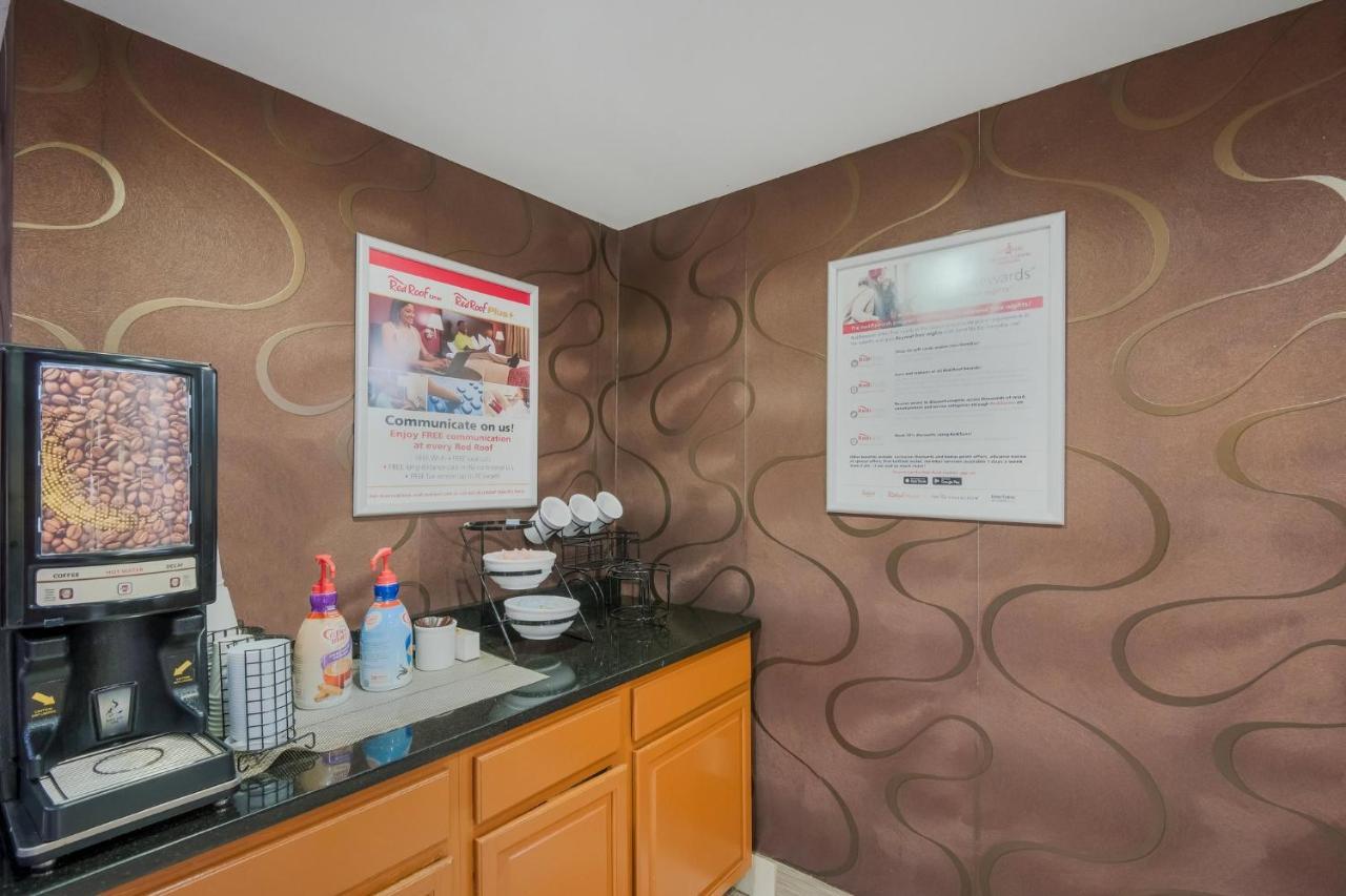 Red Roof Inn Fairfield Фэрфилд Экстерьер фото