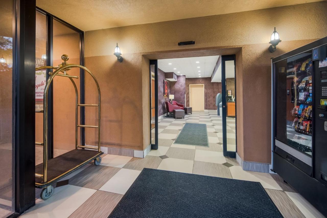 Red Roof Inn Fairfield Фэрфилд Экстерьер фото
