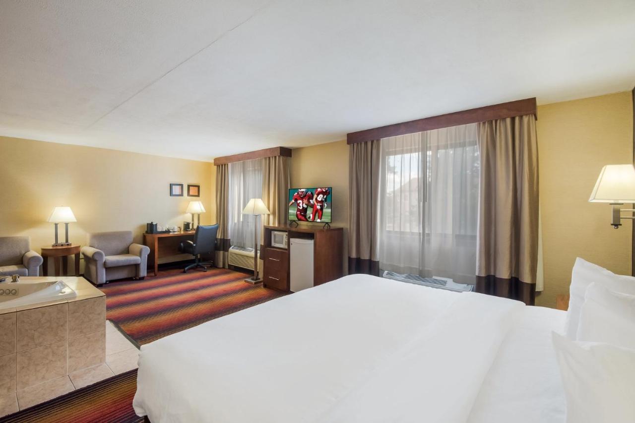 Red Roof Inn Fairfield Фэрфилд Экстерьер фото